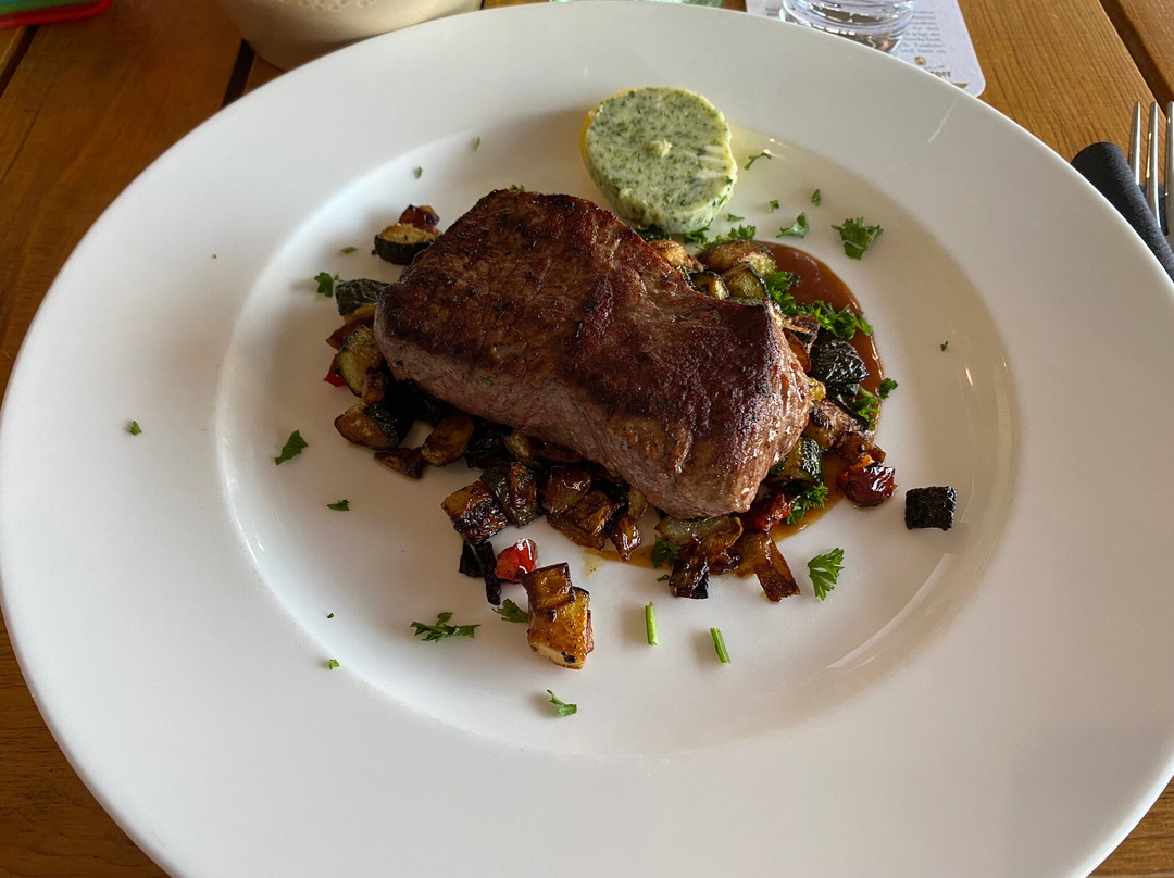 兰达尔维卡内菲旅馆主图