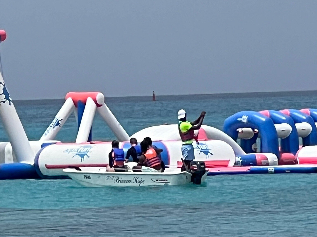 Rascals Waterpark-布里奇顿必去景点