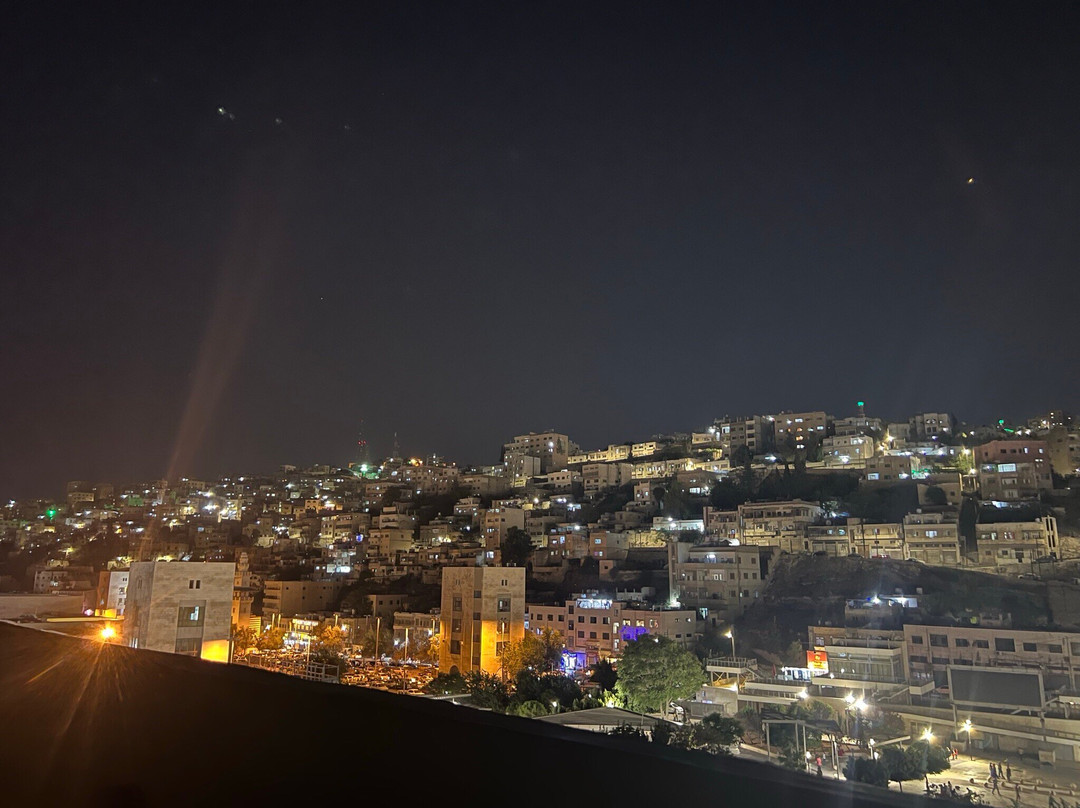 Layaali Amman Hotel主图