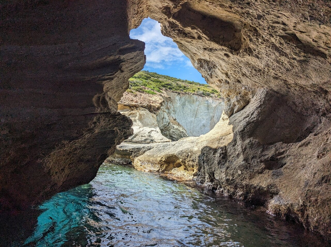 Excellent Yachting-Adamas必去景点