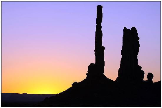 Simpson's Trailhandler Tours-纪念碑公园必去景点