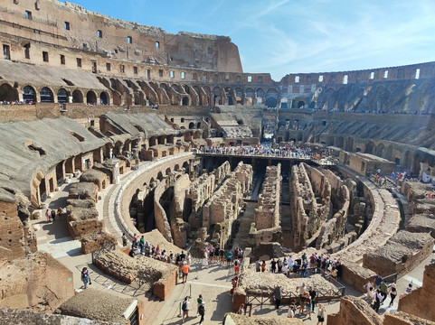 Francesca Calvani-罗马必去景点