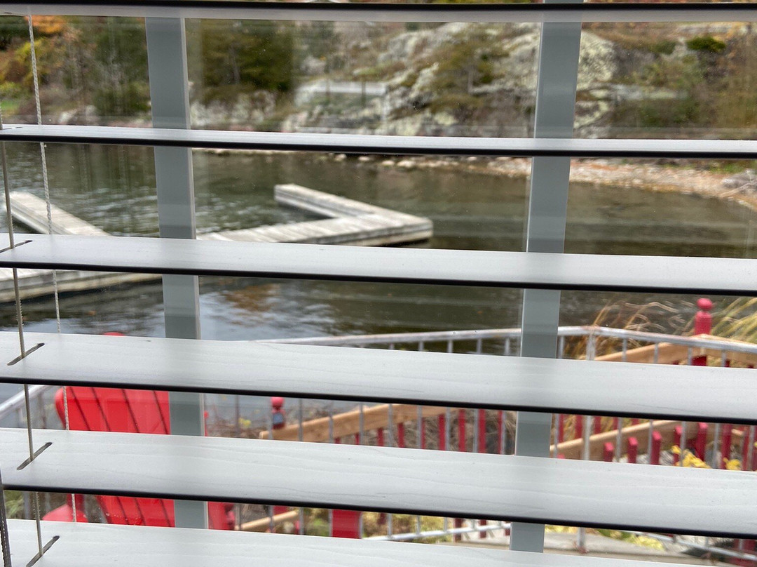 Boathouse Country Inn主图