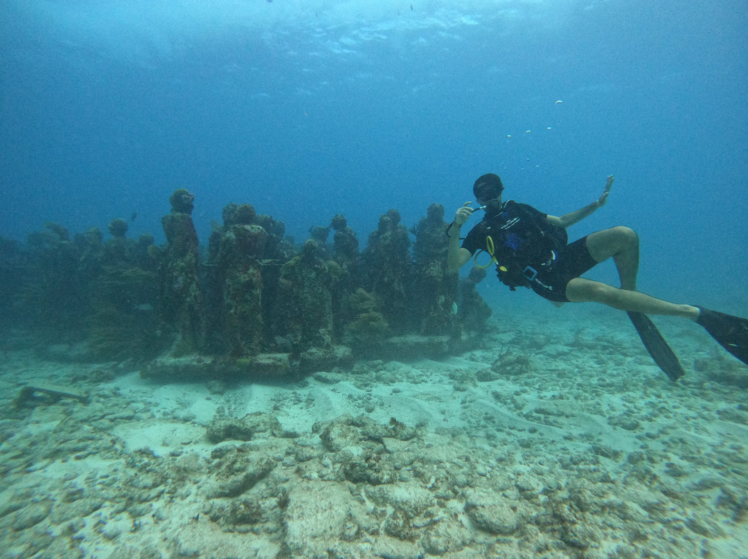 IMSEARENA-女人岛必去景点