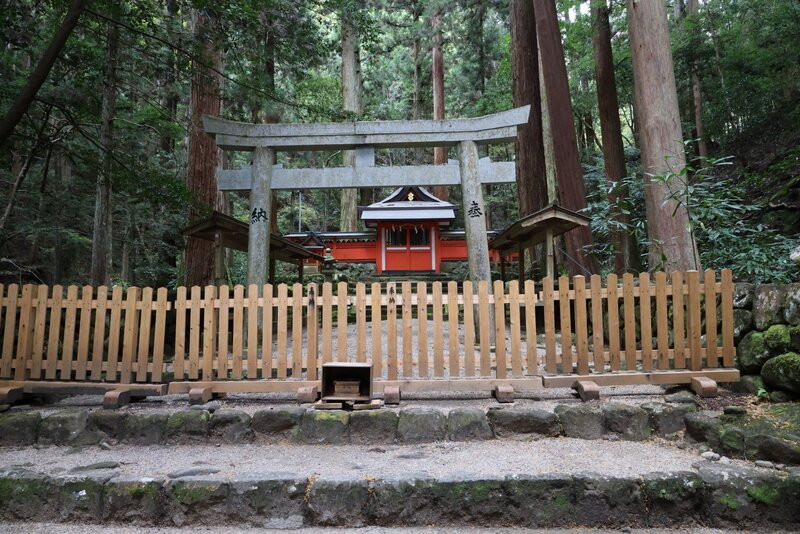 Muro Ryuketsu Shrine景点图片
