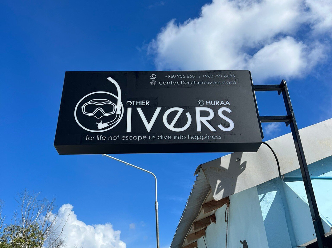 Other Divers at Huraa-呼拉岛必去景点