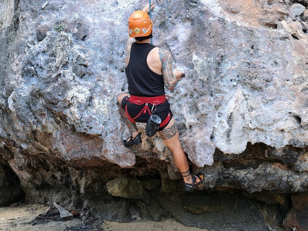 Spider Rock Climbing景点图片