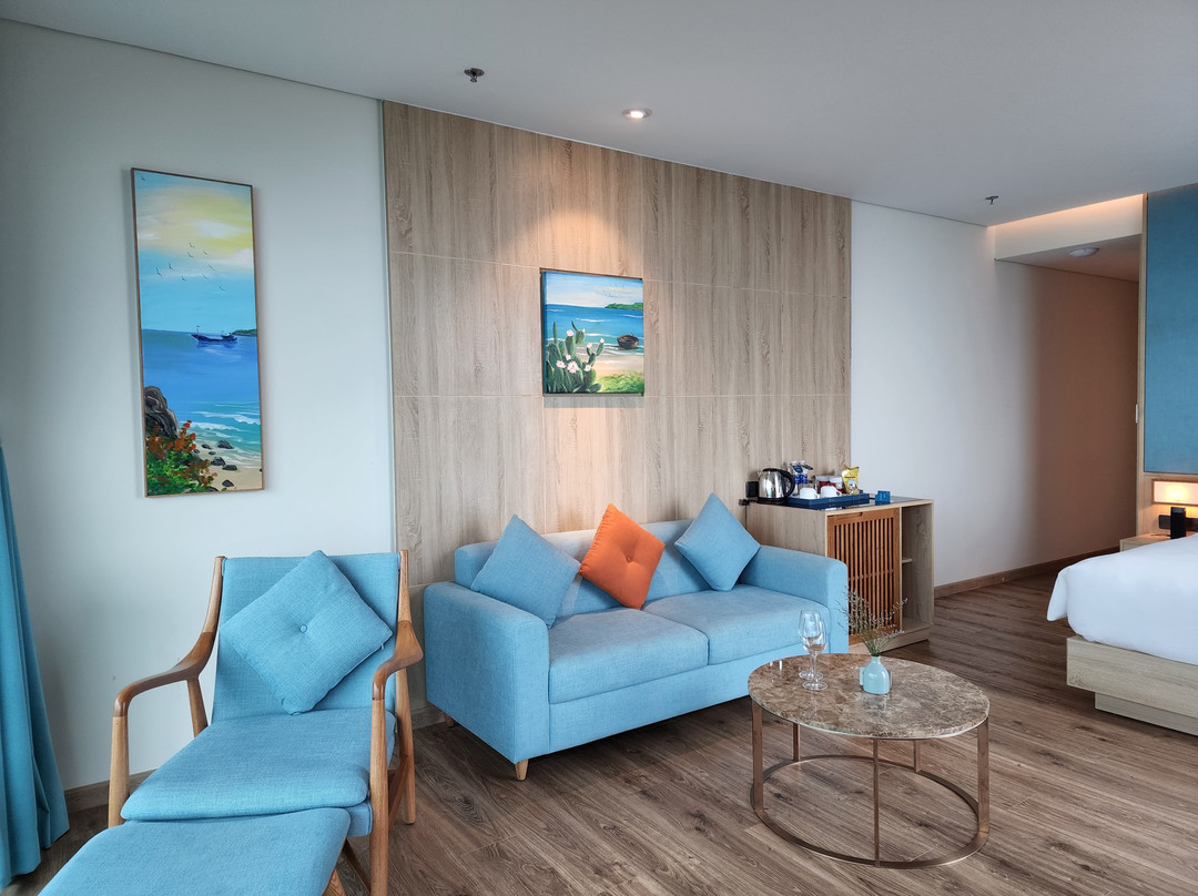 Sala Grand TuyHoa Hotel主图