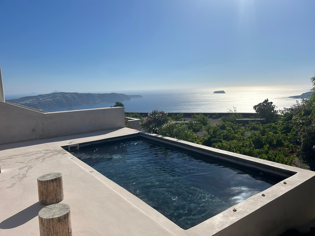Azanti Caldera Suites