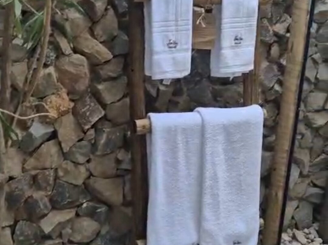 Aloha Village Hotel主图