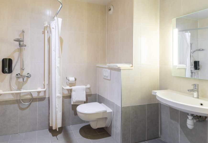 B&B HOTEL Lyon Ouest Tassin-浴室