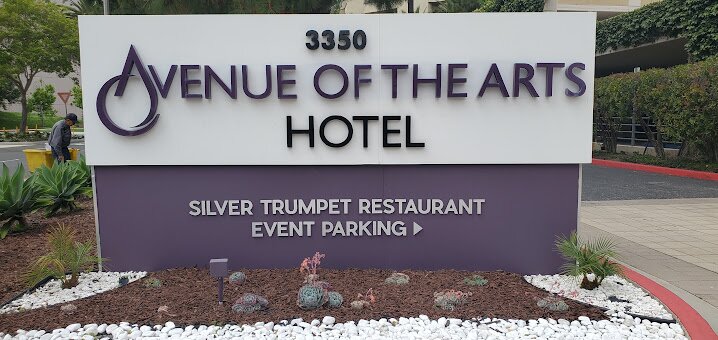 Avenue of the Arts Costa Mesa, A Tribute Portfolio Hotel-浴室