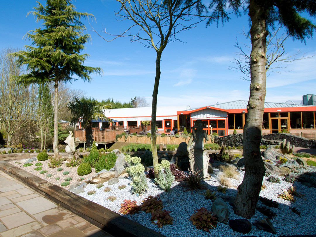 Brigg Garden Centre景点图片
