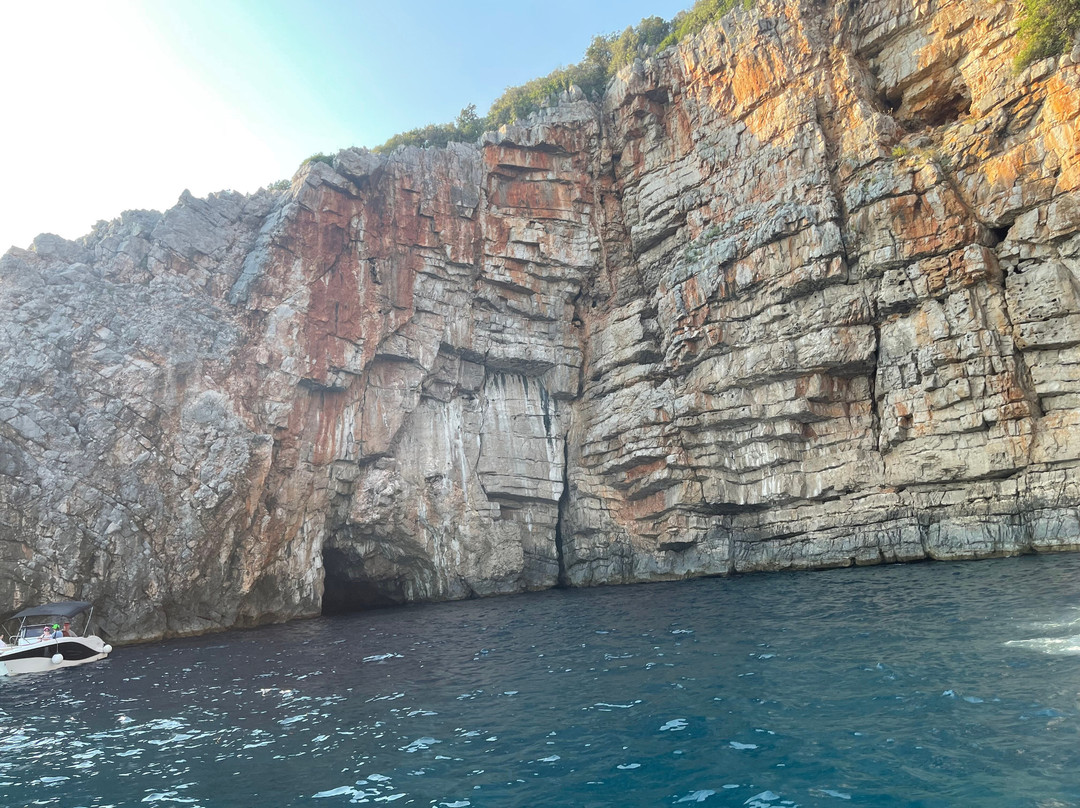 LIMITLESS SPEED BOAT TOURS KOTOR-科托尔必去景点
