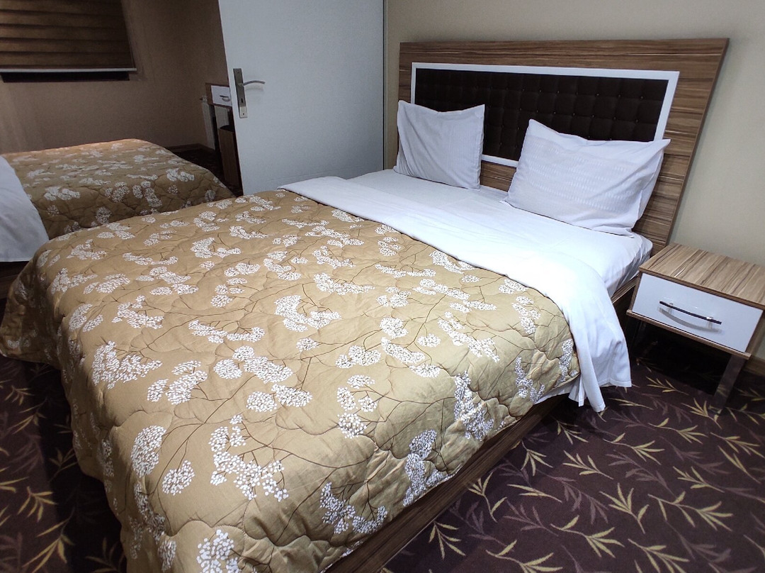 Hotel Behbood Tabriz主图