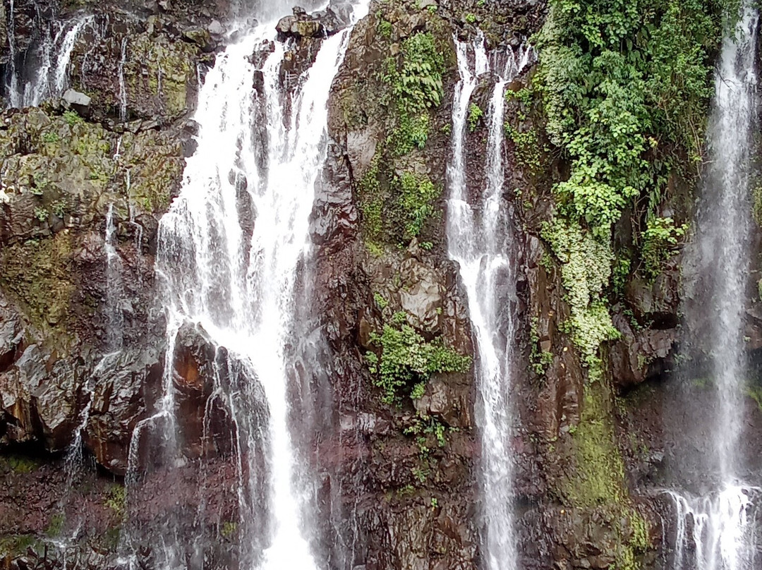 Cascade de Grand Galet景点图片