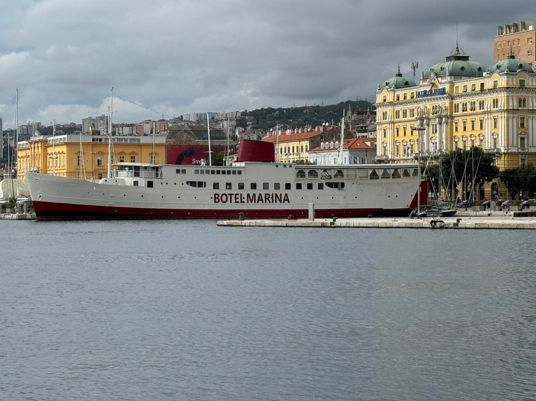 Botel Marina主图