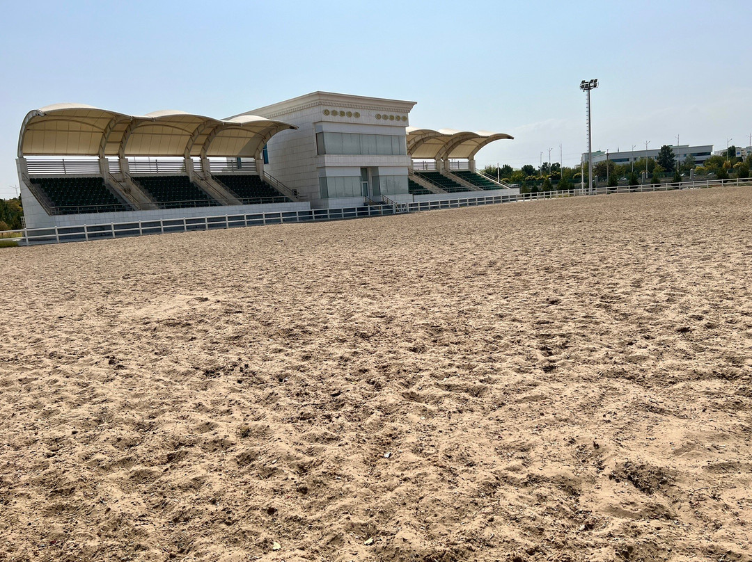 Ashgabat hippodrome-阿什哈巴德必去景点