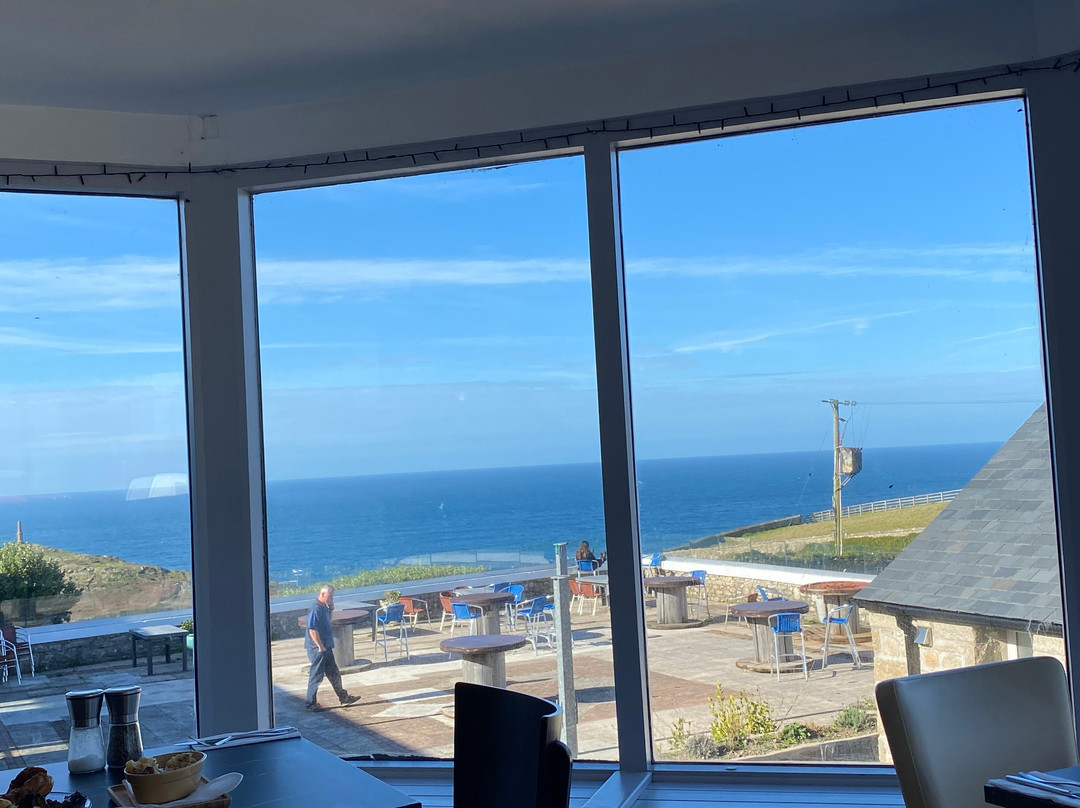Cape Cornwall Club主图