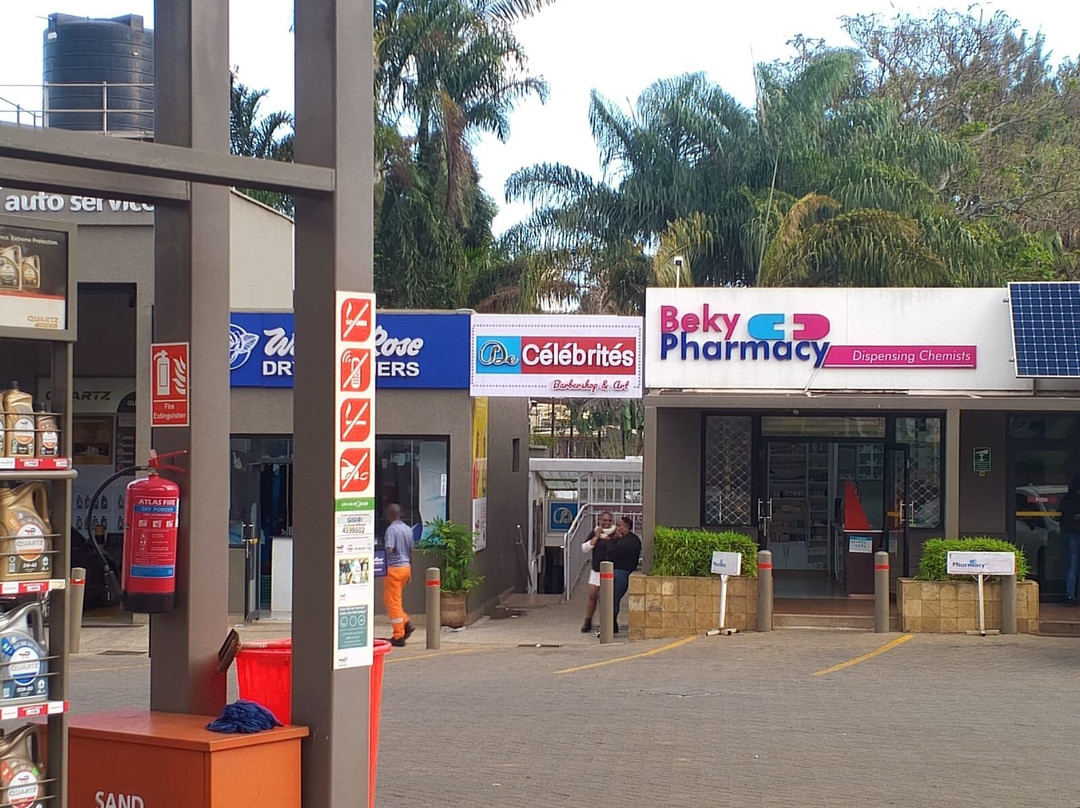 De Celebrites Barbershop, Spa & Art