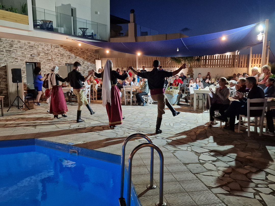 Sunset Beach Hotel主图