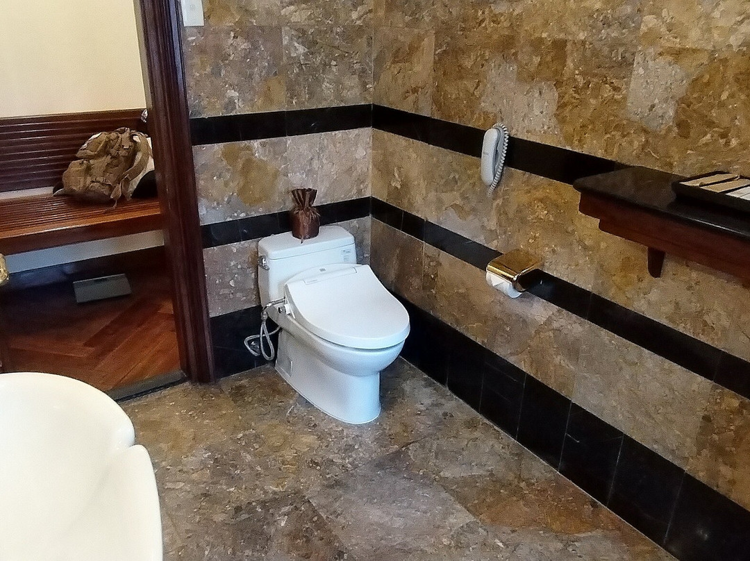 马杰斯酒店主图