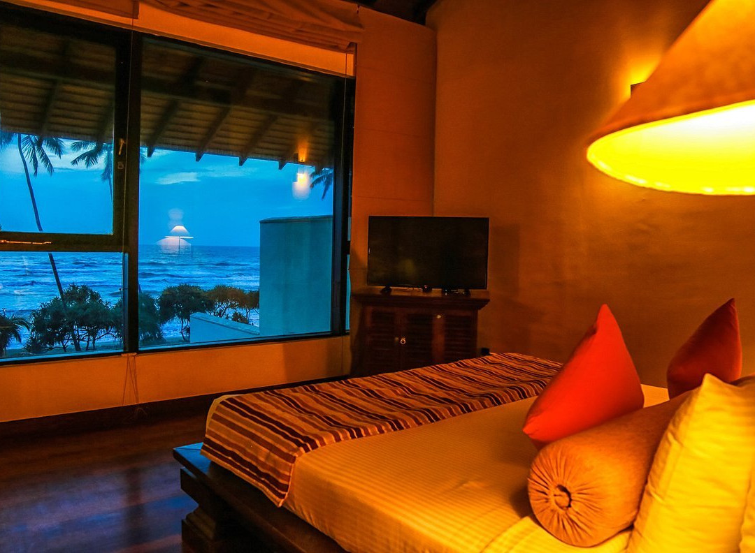 Grand Beach Hotel主图