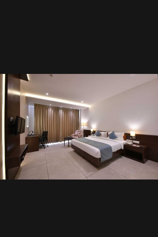 Palette - Hotel Royal Palace Morbi