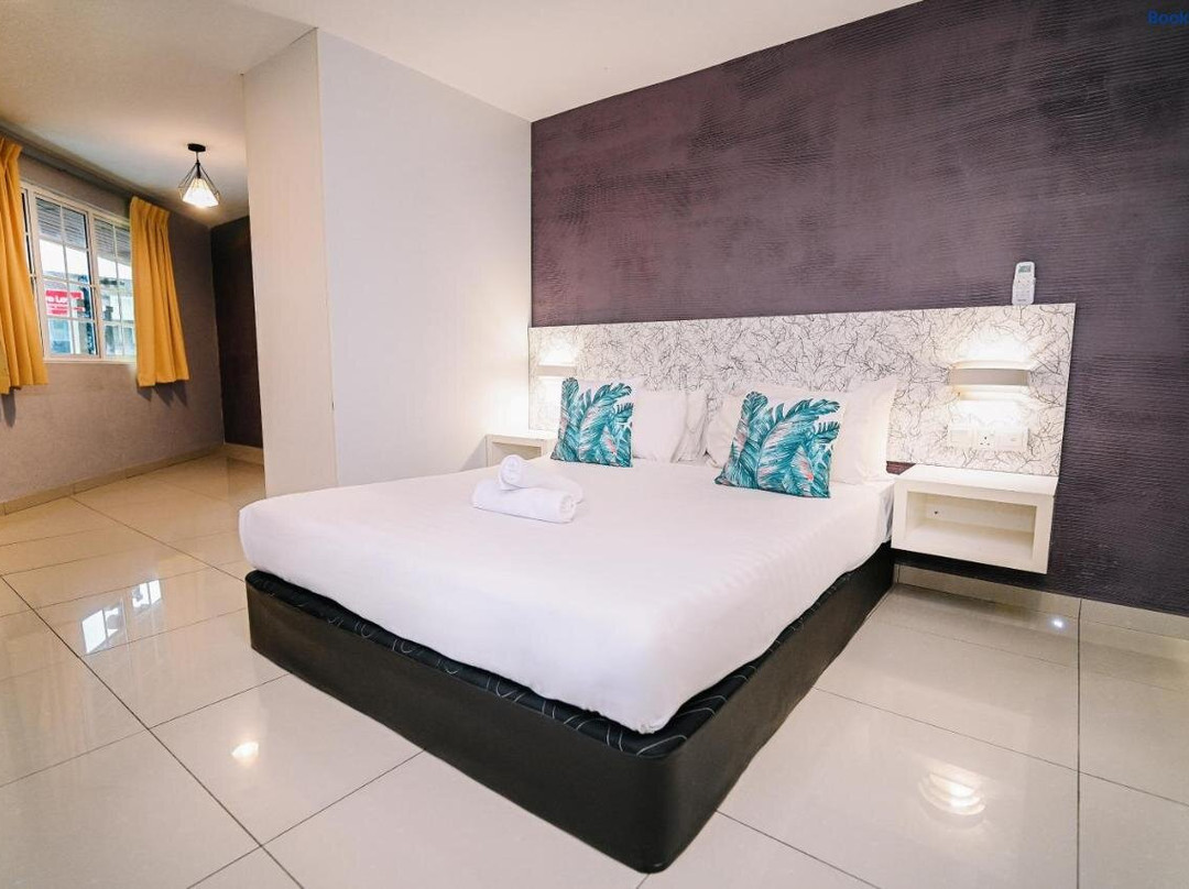 Swing and Pillow @ PJ SS2