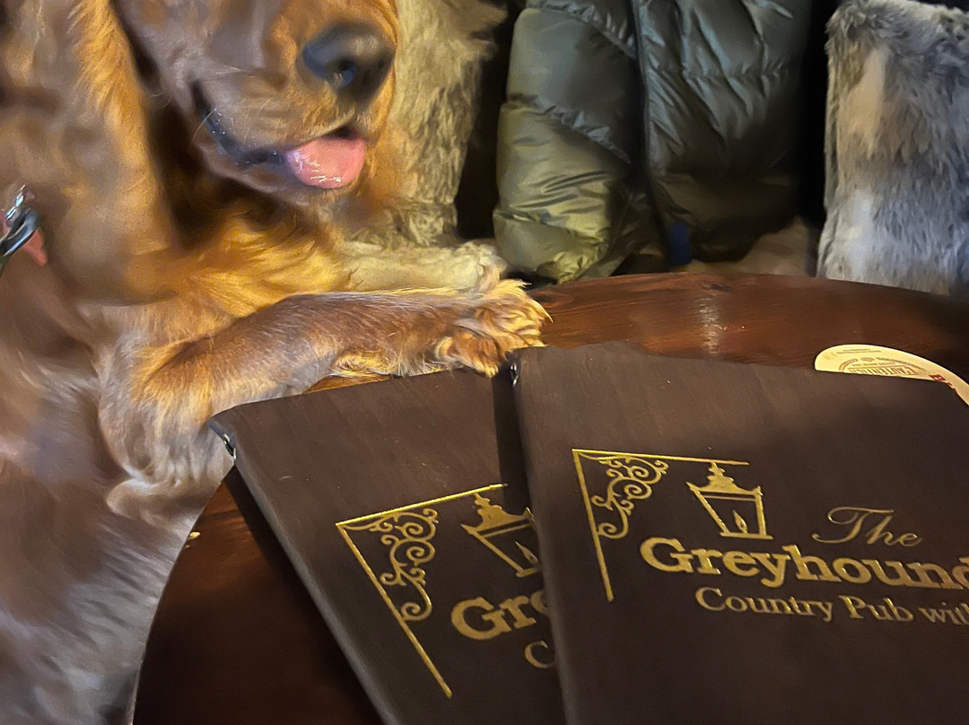 The Greyhound Inn & Hotel主图