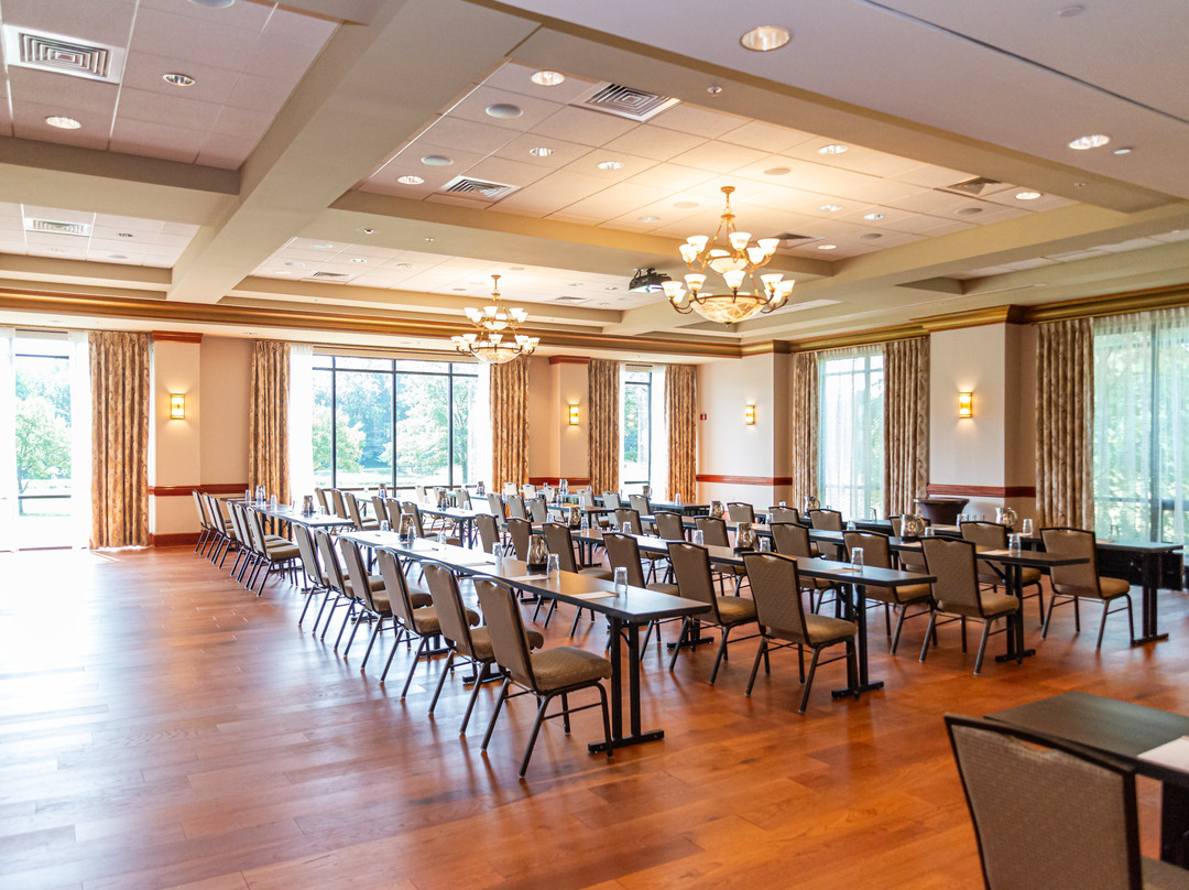 Turf Valley Resort主图