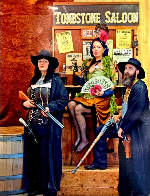 Lady L's Creations-墓碑镇必去景点