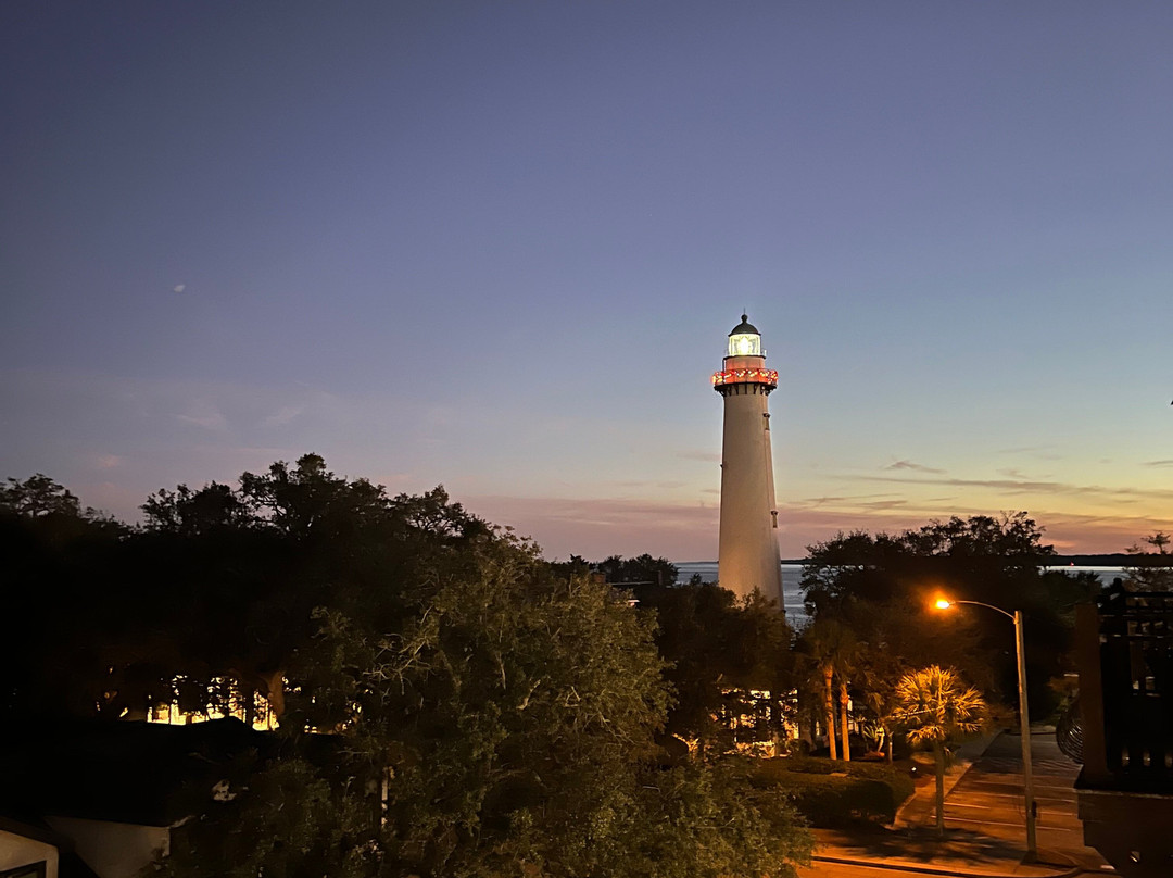 Ocean Inn & Suites主图