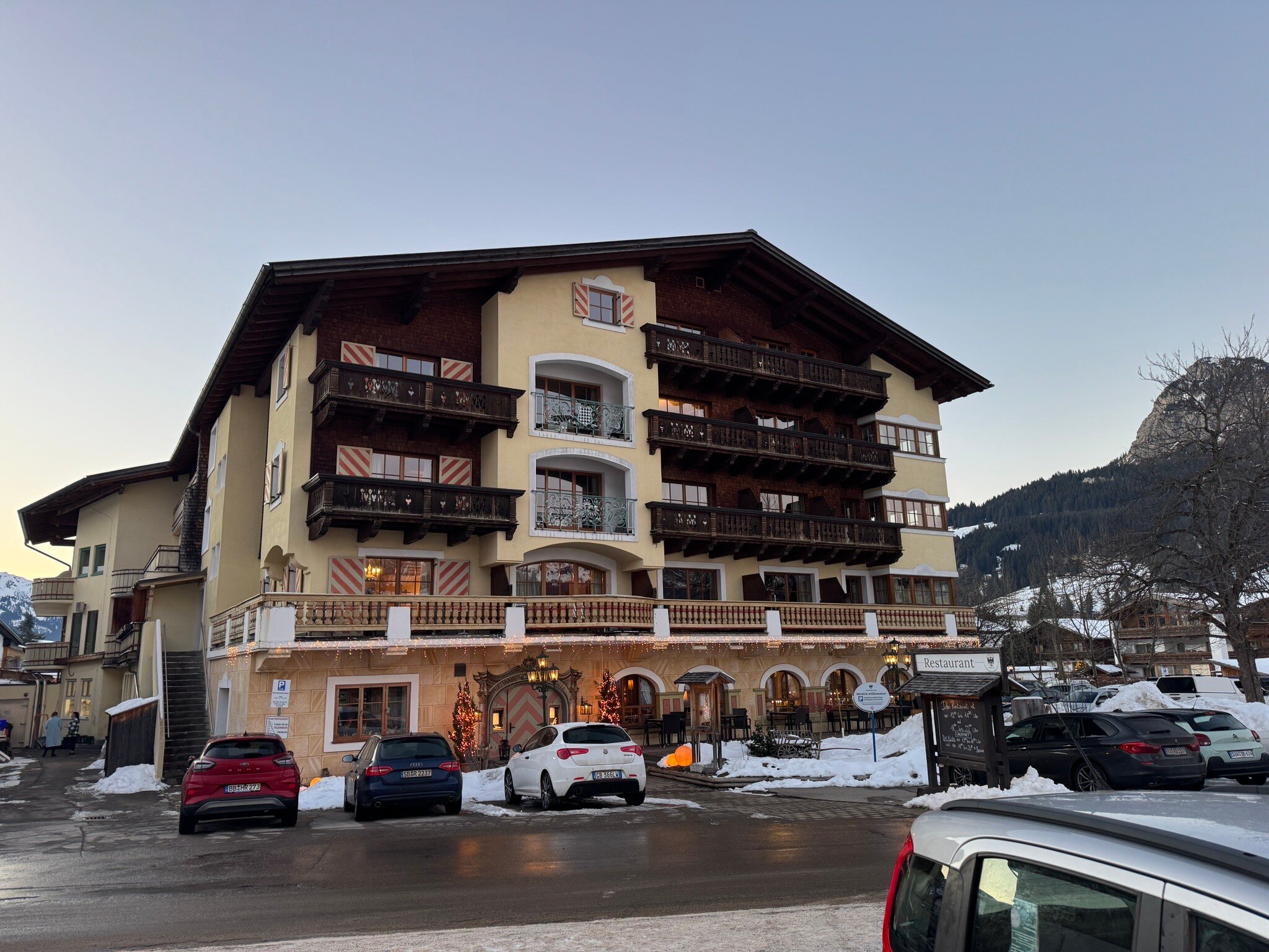 Hotel Schwarzer Adler-官方