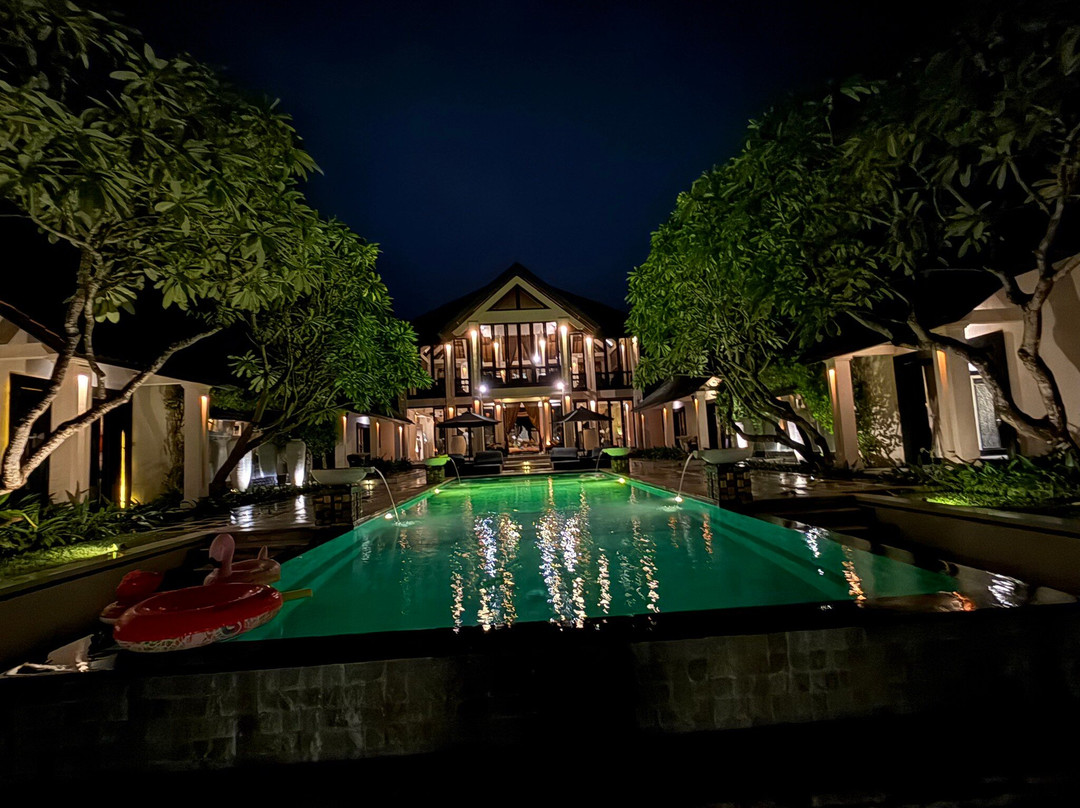 The Ylang Ylang主图