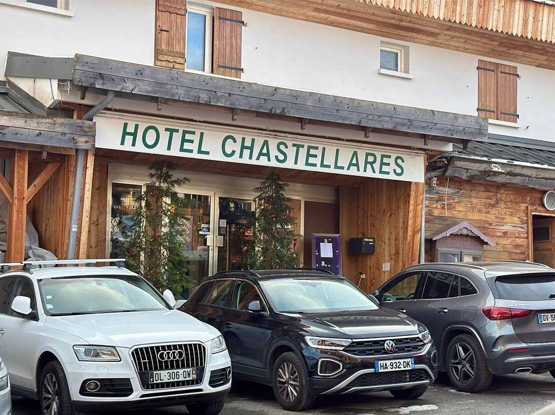 Le Chastellares Hotel主图