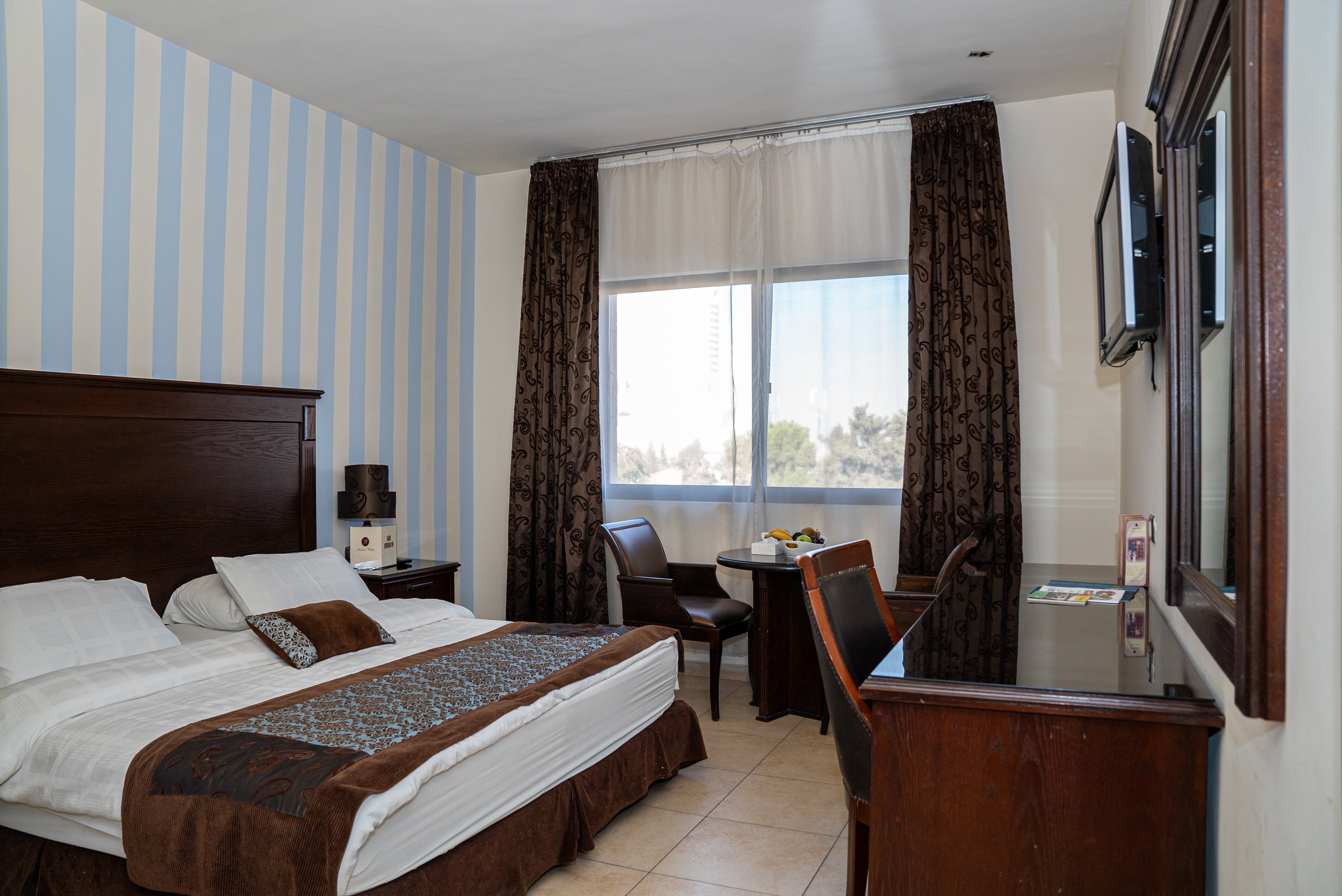 西萨玛酒店-客卧