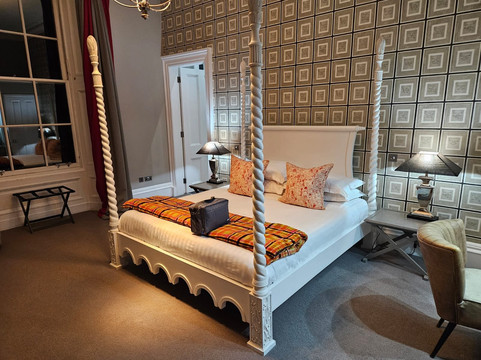 拉特兰酒店主图