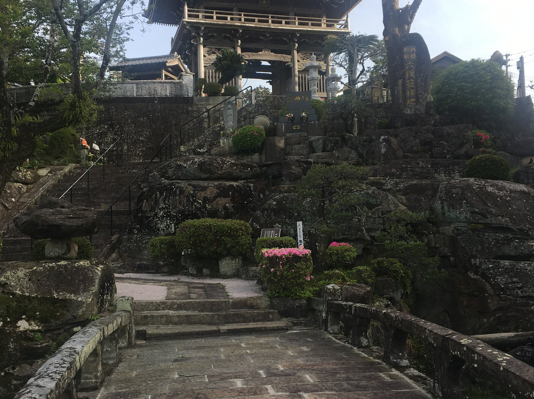 Keiganji Temple-谏早市必去景点