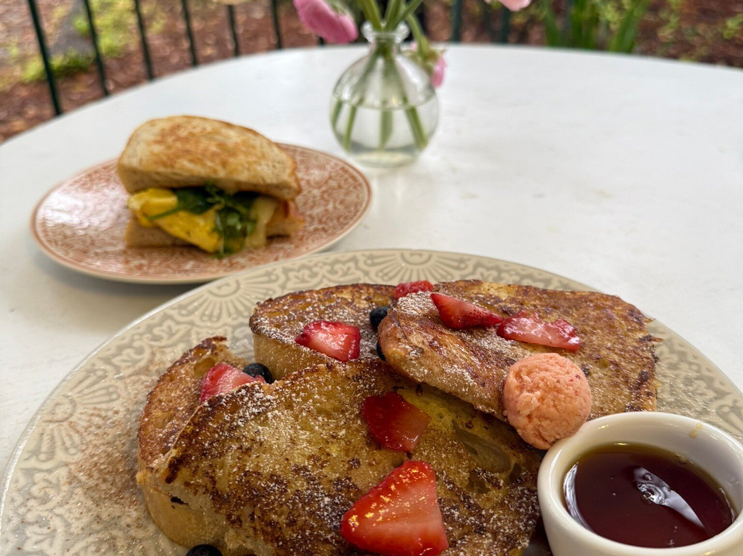 Hibiscus Guesthouse主图