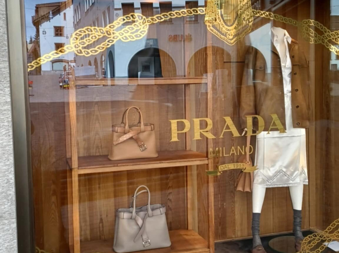 Prada-圣莫里茨必去景点