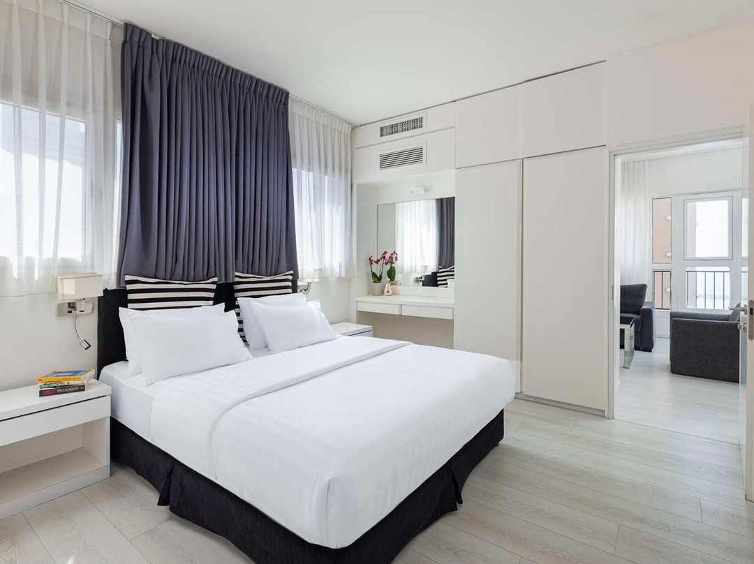 贝斯特韦斯特丽晶套房酒店