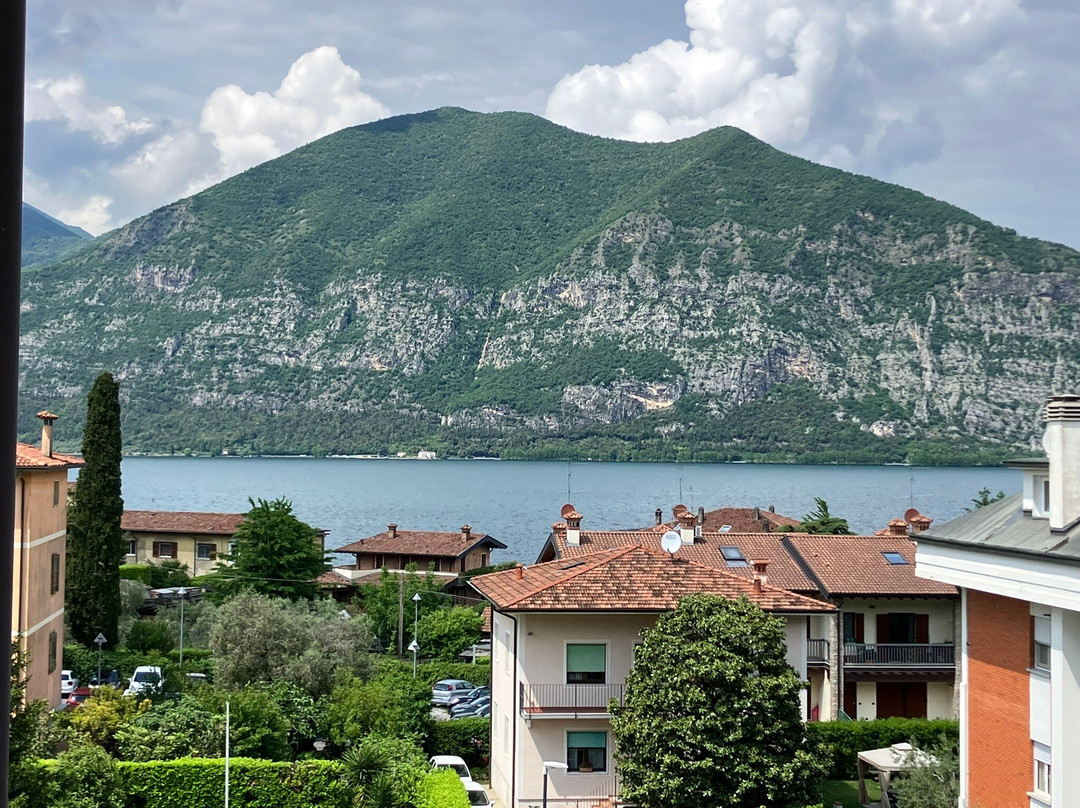 International Hotel主图