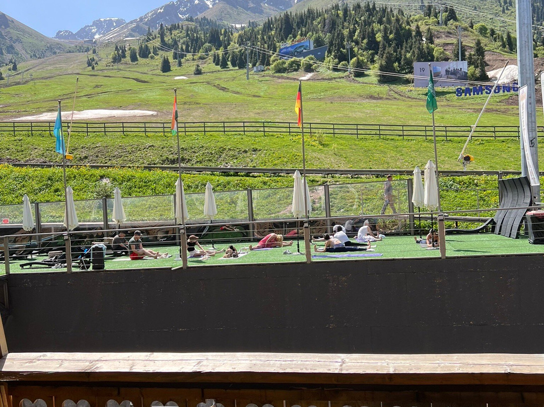 Shymbulak Resort Hotel主图