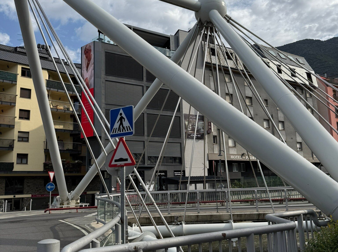 Puente de Paris-安道尔城必去景点