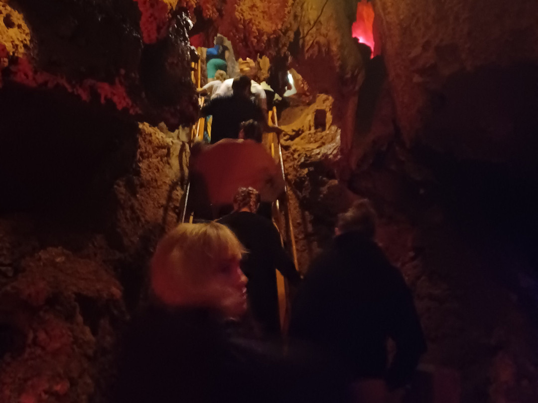 Coral Caverns-Manns Choice必去景点