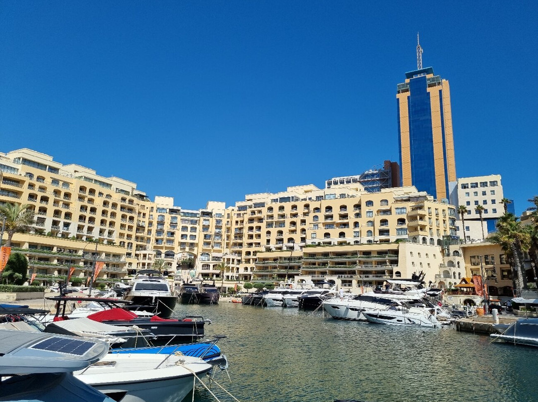 Portomaso Marina-圣朱利安斯必去景点