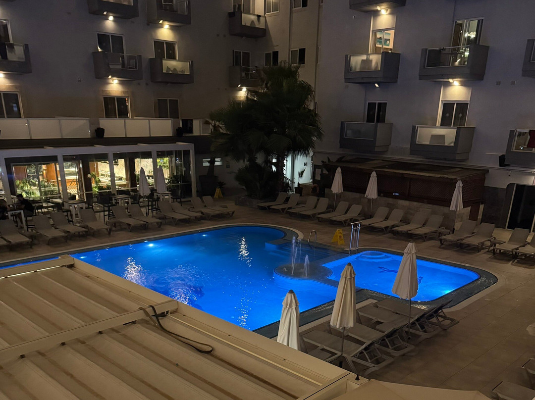 Bora-Bora Ibiza-Malta Resort