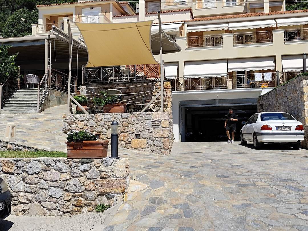 伊利亚马雷酒店主图