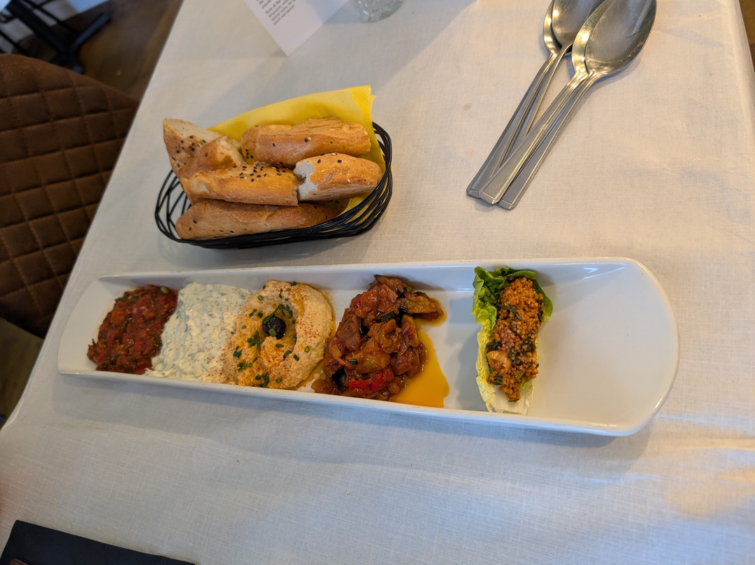 Pera Restaurant Aberdeen